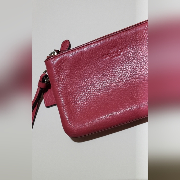 Coach Poppy Pink Zippered Wristlet - Picture 2 of 13